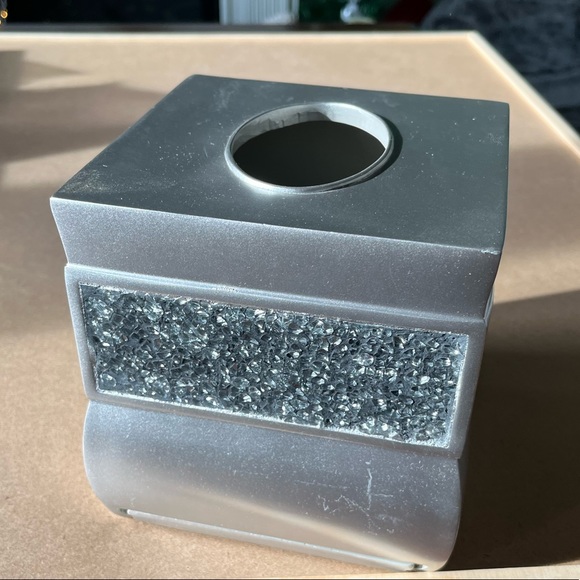 🚰Creative Scents Decorative Bathroom Accessory Set 🧼🪥 - Picture 5 of 16